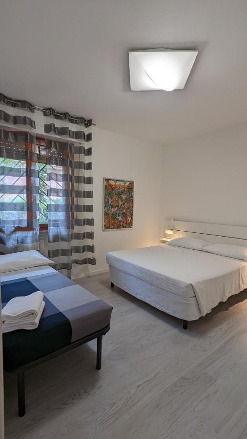 Splash House Tirrenia Zewnętrze zdjęcie